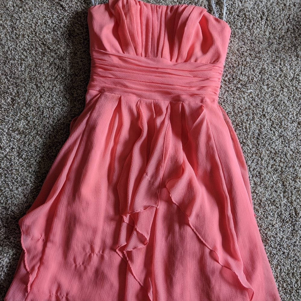 Short strapless dress